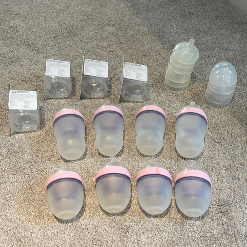 Pink Como Tomo bulk baby girl bottles with new replacement nipples